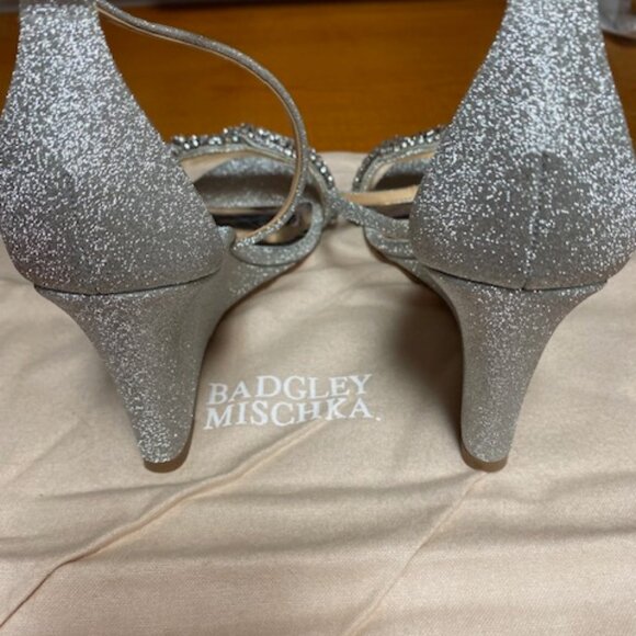 BADGLEY MISCHKA WEDGE BOX AND DUST BAG WORN ONCE - Picture 3 of 5